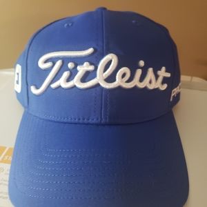 New golf hat